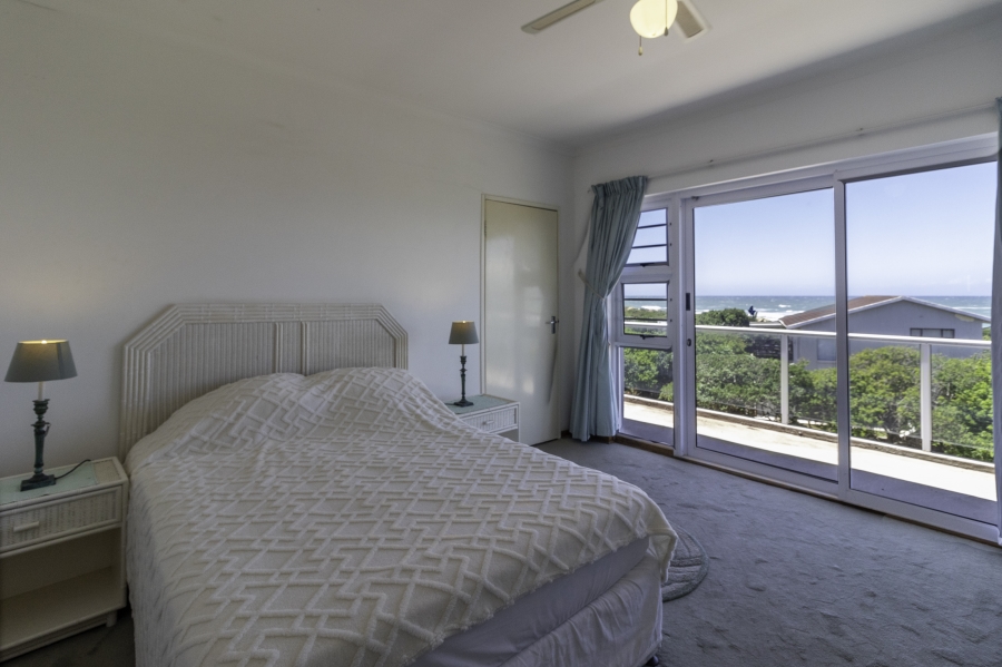 7 Bedroom Property for Sale in West Beach Eastern Cape